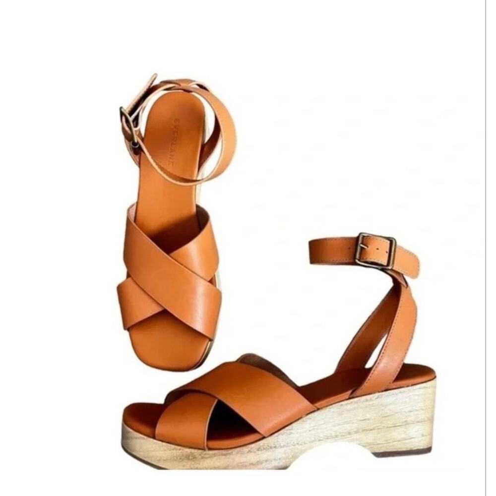 Everlane The Clog Sandal – Cognac Leather / Wood Platform - Picture 2 of 7